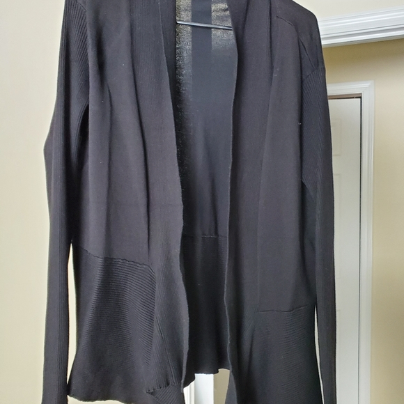 Simply Styled - Picture 2 of 3